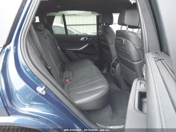 5UXTA6C09P9R03213 2023 BMW X5 - Image 8