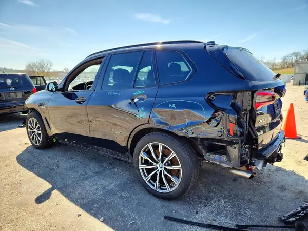 5UXTA6C09P9R10369 2023 BMW X5 - Image 2