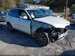 5UXTA6C0XN9J42401 2022 BMW X5