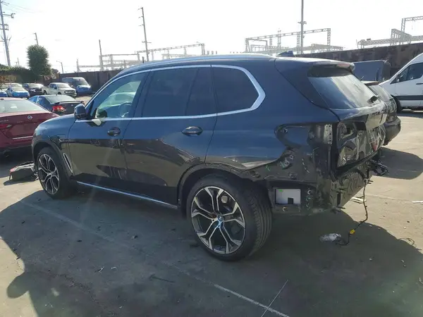 5UXTA6C0XN9J46979 2022 BMW X5 - Image 2