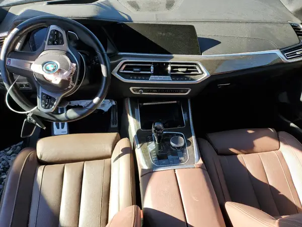 5UXTA6C0XN9L30030 2022 BMW X5 - Image 8