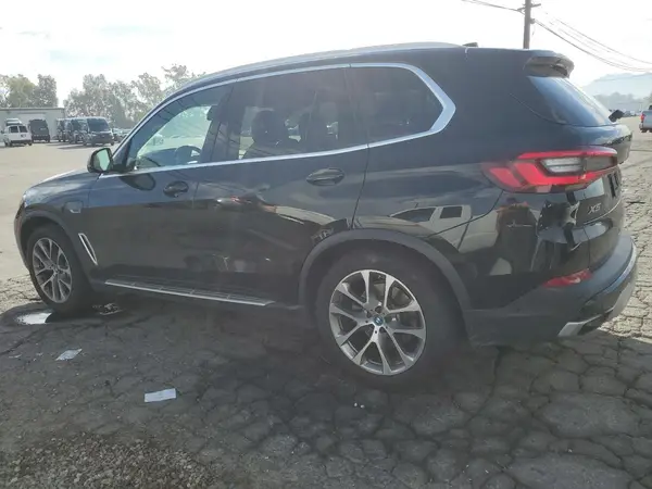 5UXTA6C0XP9N92228 2023 BMW X5 - Image 2