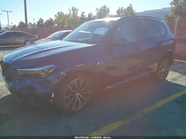 5UXTA6C0XP9R03012 2023 BMW X5 - Image 2