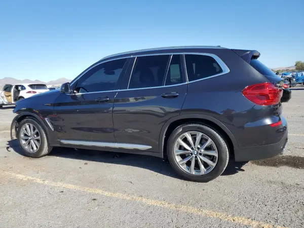 5UXTR7C50KLA48586 2019 BMW X3 - Image 2