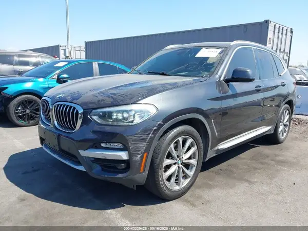 5UXTR7C50KLE88503 2019 BMW X3 - Image 2