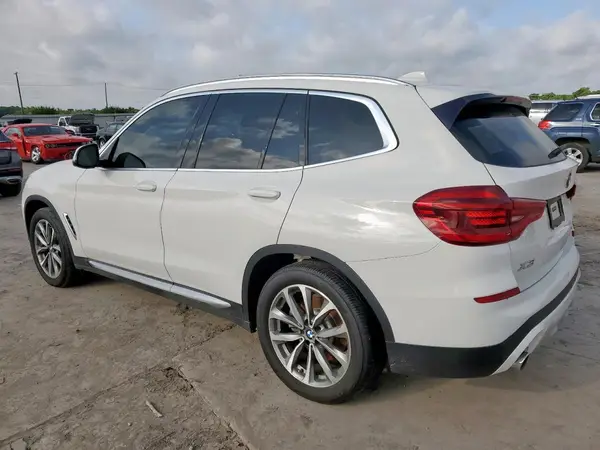 5UXTR7C50KLE94138 2019 BMW X3 - Image 2