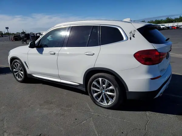 5UXTR7C50KLE98450 2019 BMW X3 - Image 2
