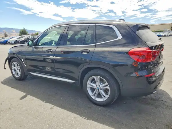 5UXTR7C50KLF23962 2019 BMW X3 - Image 2