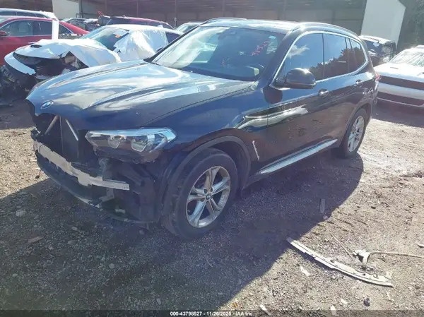 5UXTR7C50KLF27123 2019 BMW X3 - Image 2
