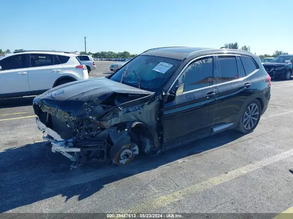 5UXTR7C50KLF29776 2019 BMW X3 - Image 2