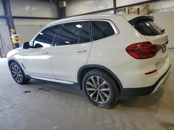 5UXTR7C50KLF30216 2019 BMW X3 - Image 2