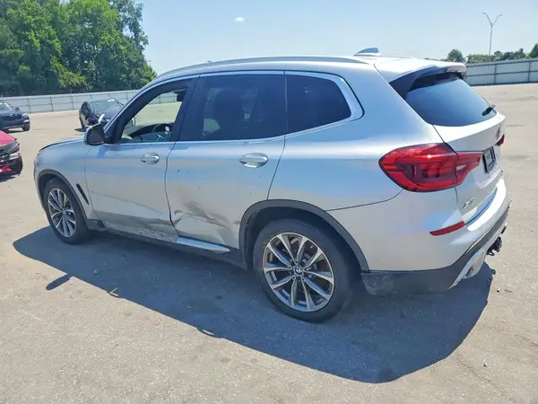 5UXTR7C50KLF30426 2019 BMW X3 - Image 2