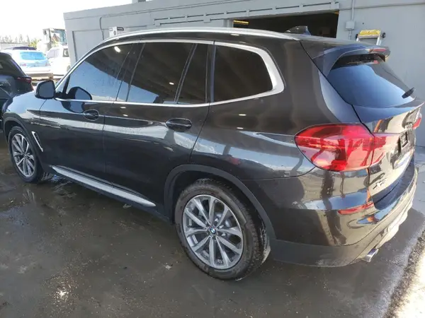 5UXTR7C50KLF30510 2019 BMW X3 - Image 2