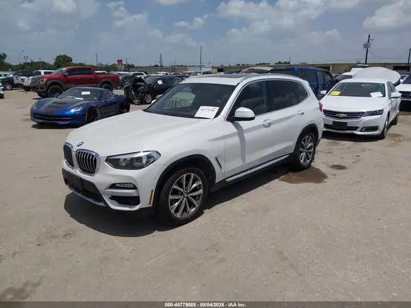 5UXTR7C50KLF30524 2019 BMW X3 - Image 2