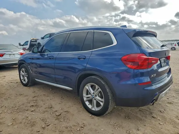 5UXTR7C50KLF30698 2019 BMW X3 - Image 2