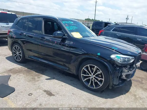 5UXTR7C50KLF31866 2019 BMW X3 - Image 1