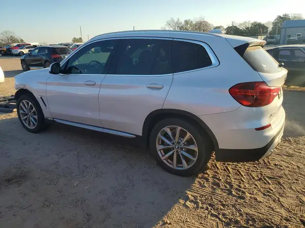 5UXTR7C50KLF33424 2019 BMW X3 - Image 2