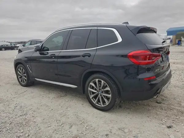 5UXTR7C50KLF35917 2019 BMW X3 - Image 2