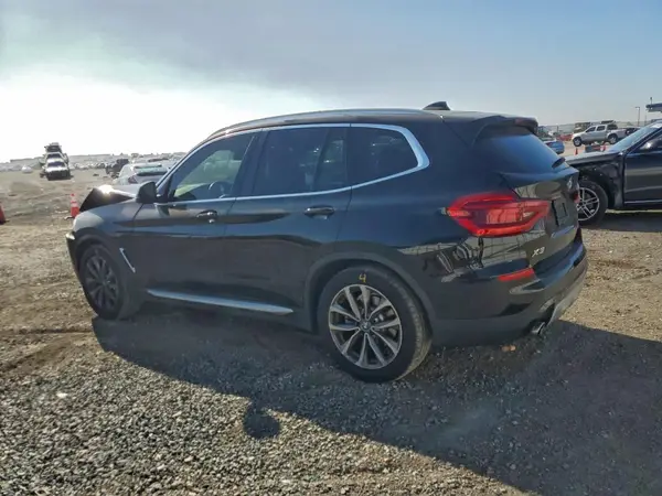 5UXTR7C50KLF36470 2019 BMW X3 - Image 2