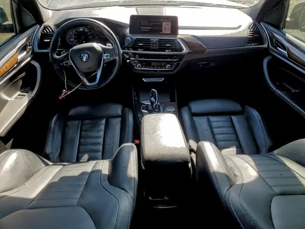 5UXTR7C50KLF36470 2019 BMW X3 - Image 8