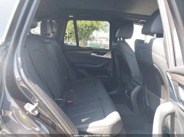 5UXTR7C50KLF37747 2019 BMW X3 - Image 8