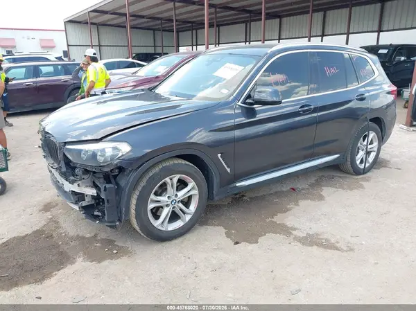 5UXTR7C50KLR39510 2019 BMW X3 - Image 2