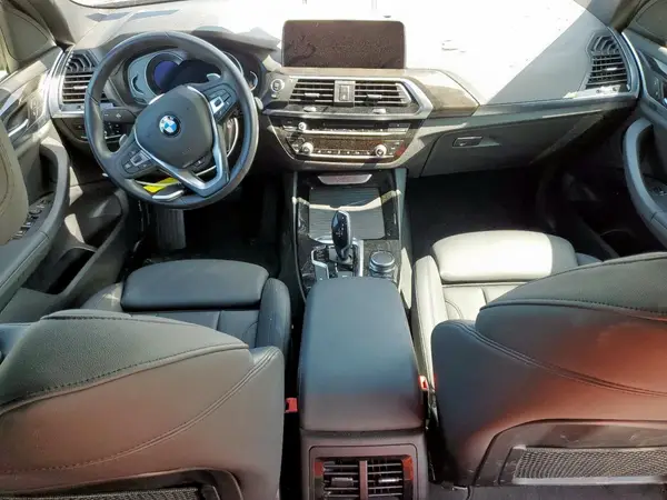 5UXTR7C50KLR45551 2019 BMW X3 - Image 8