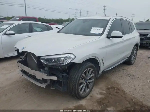 5UXTR7C50KLR45615 2019 BMW X3 - Image 2