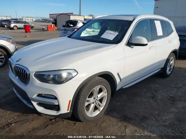 5UXTR7C50KLR49521 2019 BMW X3 - Image 2