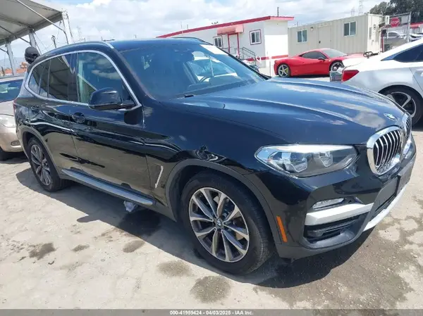 5UXTR7C50KLR49700 2019 BMW X3 - Image 1