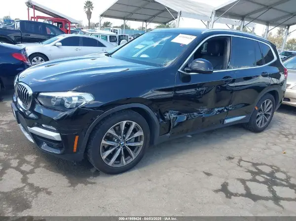 5UXTR7C50KLR49700 2019 BMW X3 - Image 2
