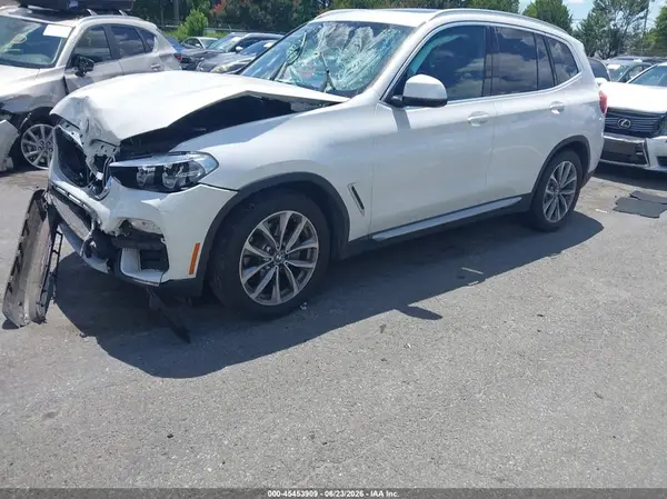 5UXTR7C50KLR49759 2019 BMW X3 - Image 2
