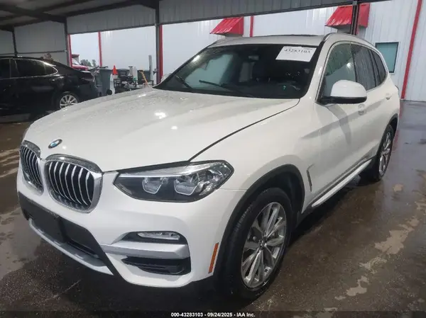 5UXTR7C50KLR51902 2019 BMW X3 - Image 2