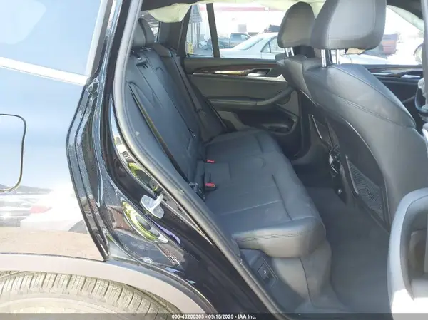 5UXTR7C50KLR53732 2019 BMW X3 - Image 8