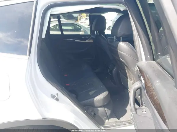 5UXTR7C51KLE88249 2019 BMW X3 - Image 8