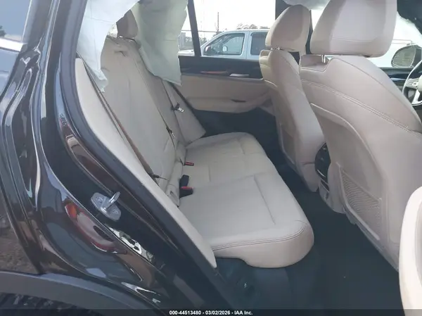 5UXTR7C51KLE88462 2019 BMW X3 - Image 8