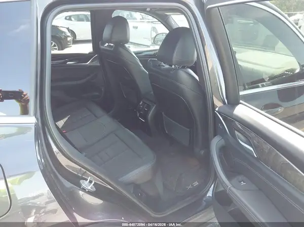 5UXTR7C51KLE97145 2019 BMW X3 - Image 8