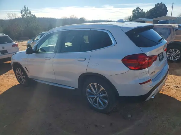 5UXTR7C51KLE97825 2019 BMW X3 - Image 2