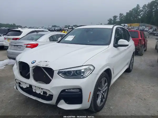 5UXTR7C51KLF24165 2019 BMW X3 - Image 2