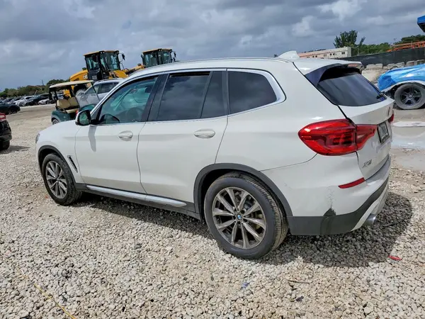 5UXTR7C51KLF26532 2019 BMW X3 - Image 2