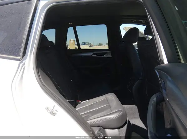 5UXTR7C51KLF31083 2019 BMW X3 - Image 8