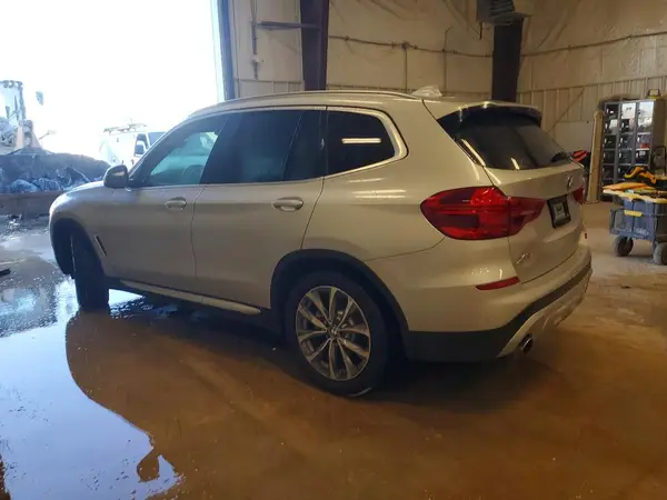 5UXTR7C51KLF31357 2019 BMW X3 - Image 2
