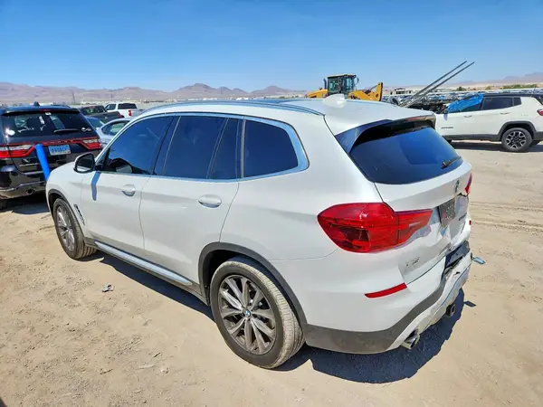 5UXTR7C51KLF32489 2019 BMW X3 - Image 2