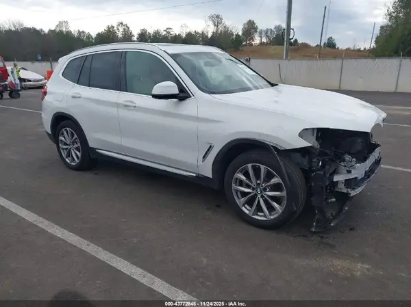 5UXTR7C51KLF33190 2019 BMW X3 - Image 1