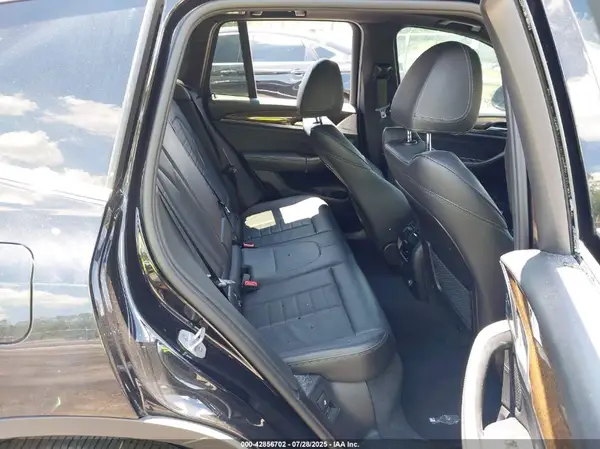5UXTR7C51KLF35716 2019 BMW X3 - Image 8