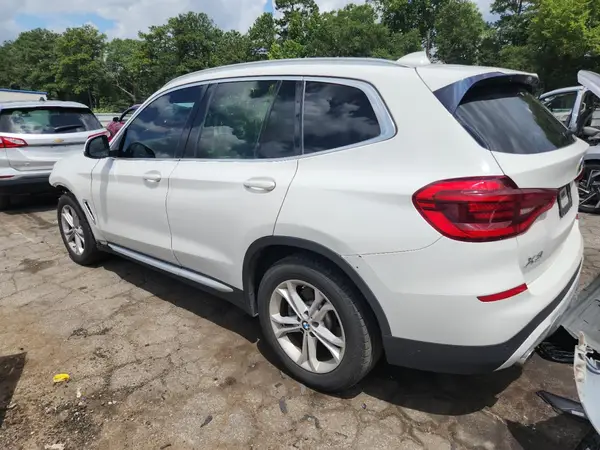 5UXTR7C51KLR43839 2019 BMW X3 - Image 2