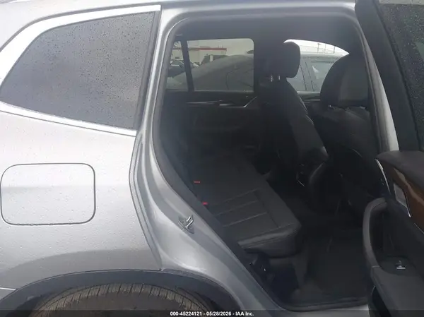 5UXTR7C51KLR44960 2019 BMW X3 - Image 8
