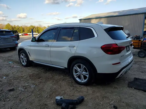 5UXTR7C51KLR46398 2019 BMW X3 - Image 2