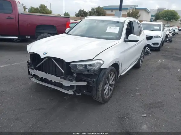 5UXTR7C51KLR46644 2019 BMW X3 - Image 2
