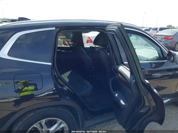 5UXTR7C51KLR47213 2019 BMW X3 - Image 8